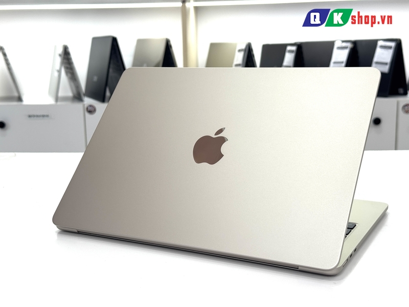 MacBook Air M3 13 inch 2024 / Ram 16GB / SSD 256GB /13.6"2K