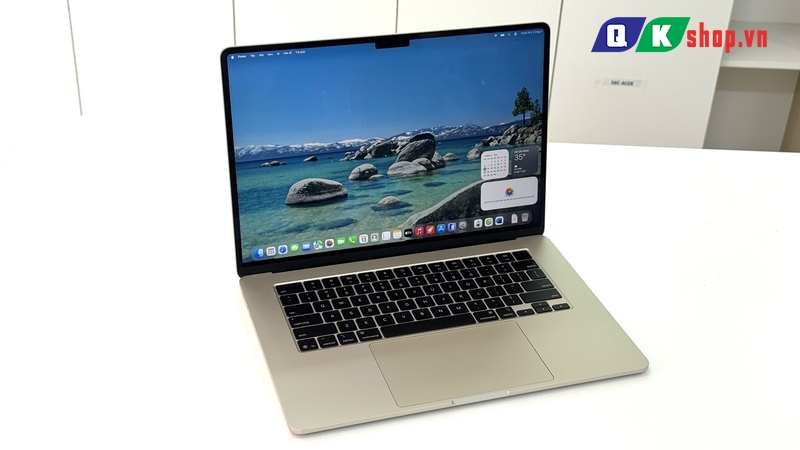 MacBook Air M4 15.3 inch 2025 10CPU 10GPU / Ram 16GB / SSD 256GB / 15.3 inch (2880 x 1864)