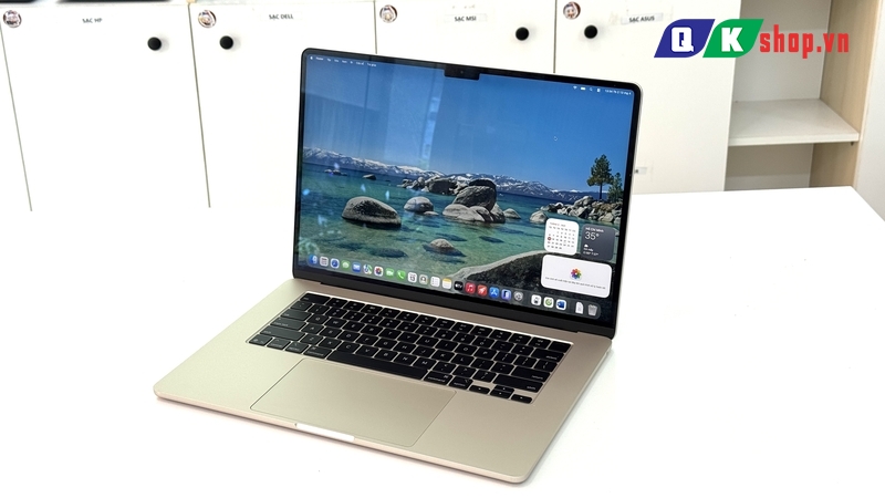 MacBook Air M4 15.3 inch 2025 10CPU 10GPU / Ram 16GB / SSD 256GB / 15.3 inch (2880 x 1864)