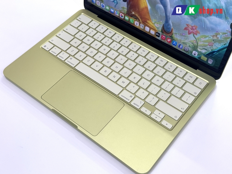 MacBook Neo 13 inch A18 Pro 2026 6CPU 5GPU /Ram 8GB / SSD 256GB / 13"2K