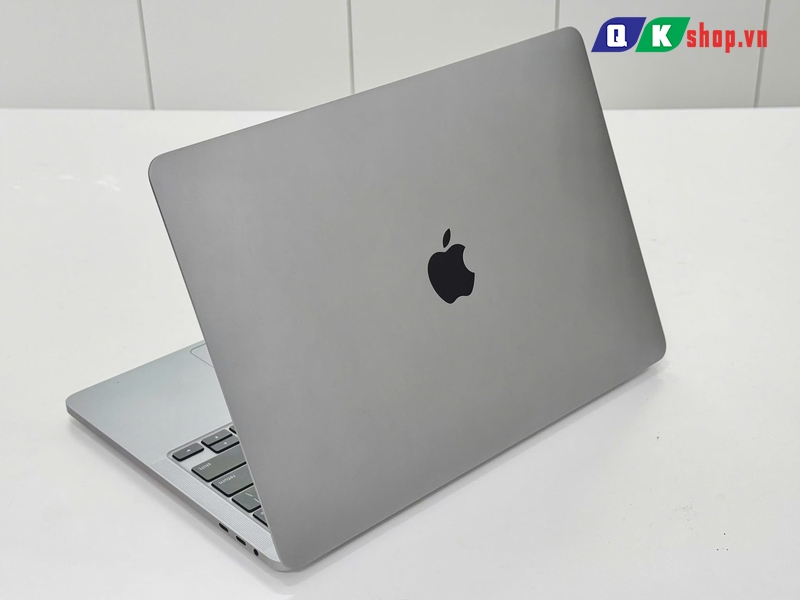 MacBook Pro 13 Touch Bar M1 / Ram 16GB / SSD 512GB / 13.3″2K Retina