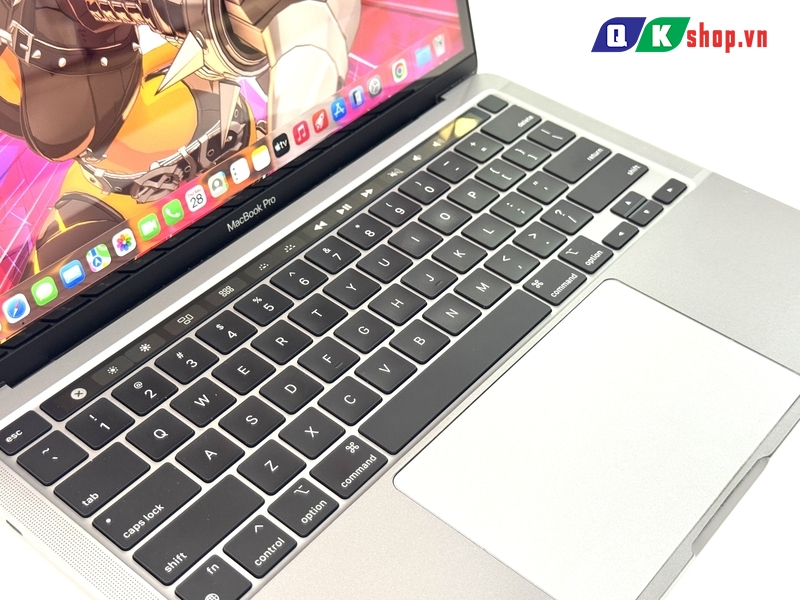Macbook Pro M1 13 2020 / Ram  8GB / SSD 256GB / 13.3 inch 2K  Rerina