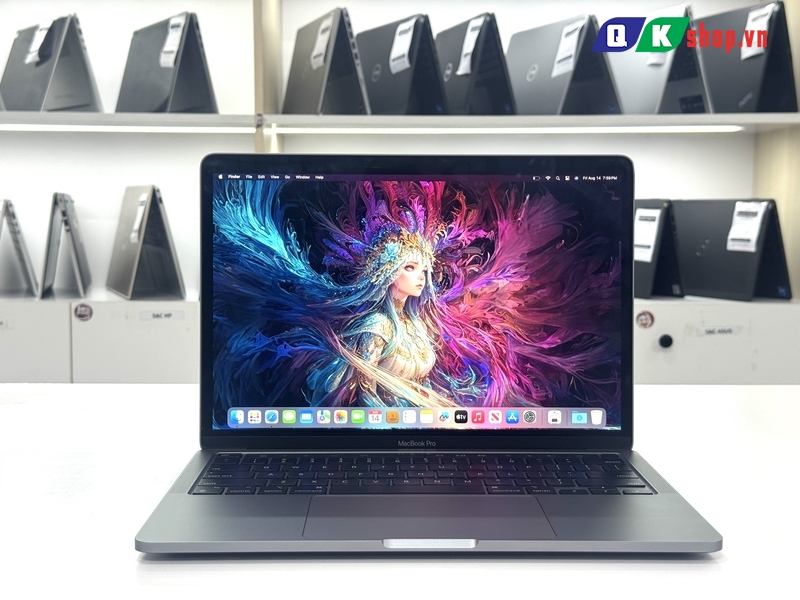 Macbook Pro M2  2022 / Ram  8GB / SSD 256GB / 13.3 inch 2K  Rerina