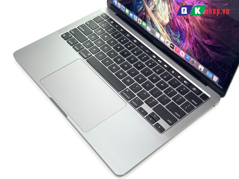 Macbook Pro M2  2022 / Ram  8GB / SSD 256GB / 13.3 inch 2K  Rerina