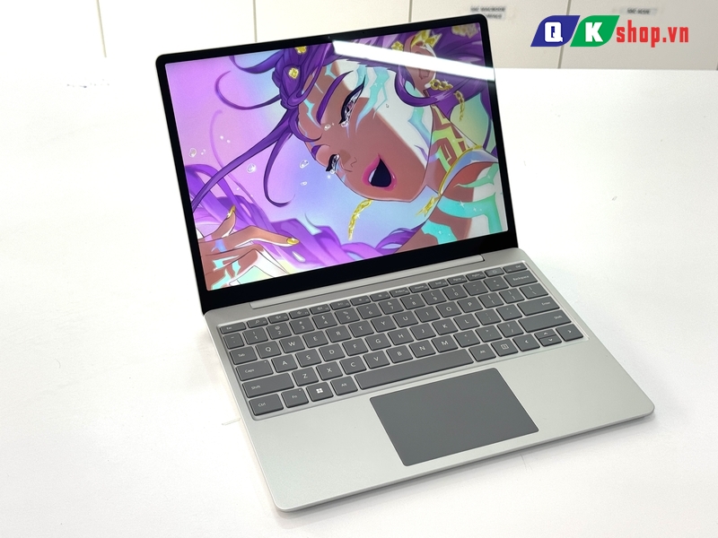 Đánh giá ngoại hình Surface Laptop Go 2 cũ như mới tại QKSHOP